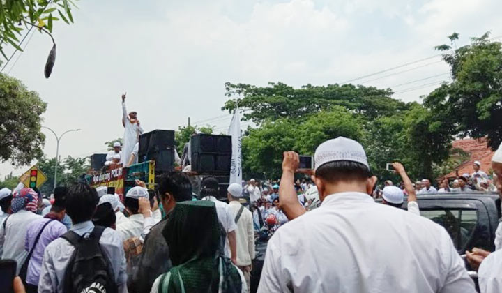 Ulama dan Santri Bangkalan Demo, Tuntut Sukmawati Dipenjara