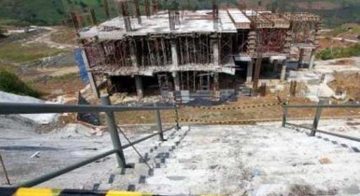 Dua Proyek Miliaran Rupiah di Lamongan Molor