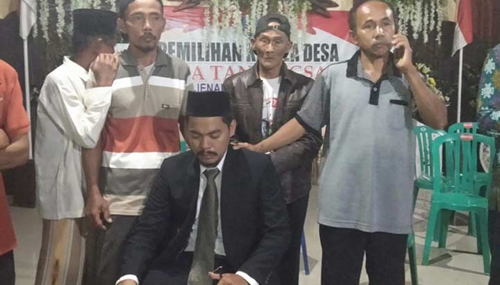 Zainur Rofiqi Pimpin Desa Tanjungsari Ponorogo