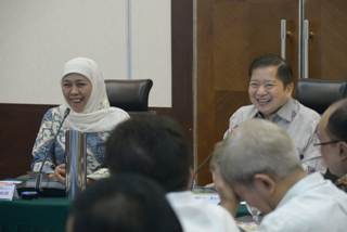 Bakal Disahkan 20 Januari,  Khofifah Pastikan 218 Proyek Perpres 80/2019 Masuk RPJMN