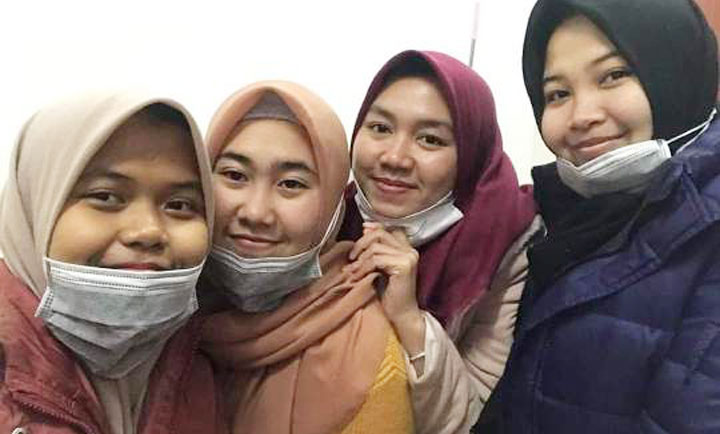 Gubernur Khofifah Pastikan 12 Mahasiswa asal Jatim di Wuhan Sehat dan Aman