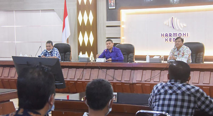 Wali Kota Kediri Beri Puluhan Kambing Kurban untuk Warga Kurang Mampu di Setiap Kelurahan