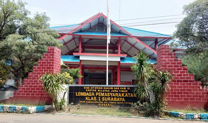 Lapas Klas I Surabaya yang berada di Porong, Sidoarjo.