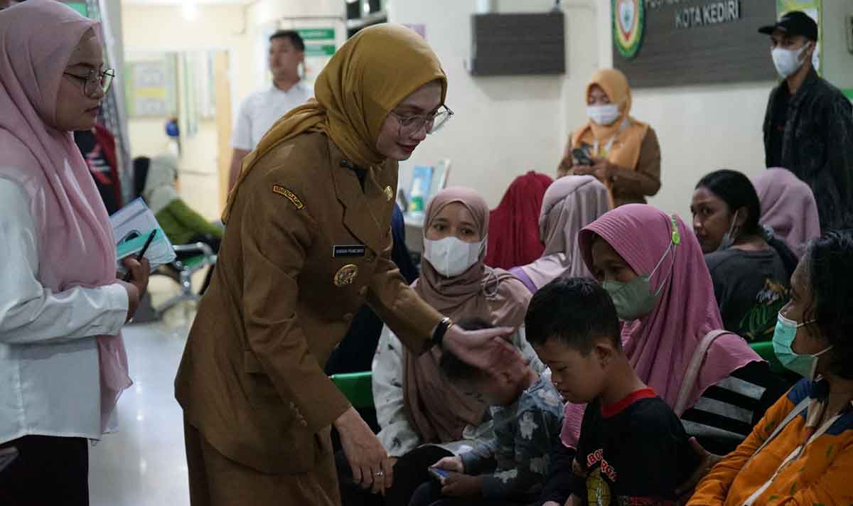 Wali Kota Kediri Tinjau Layanan Kesehatan di Puskesmas Pesantren 2