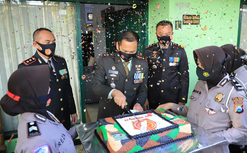 Dua Kapolres Beri Ucapan HUT TNI ke-75