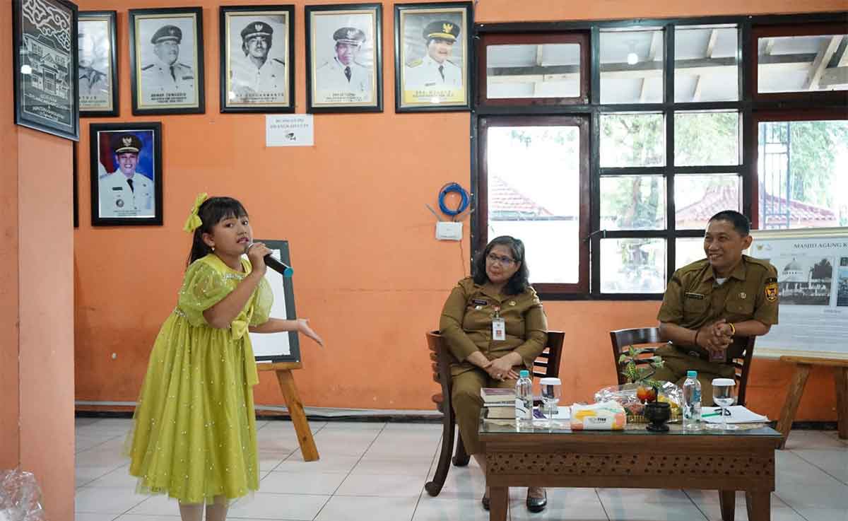 Dialog dengan Pegiat Literasi, Pj Wali Kota Kediri Ajak Kolaborasi Tingkatkan Gemar Baca Masyarakat