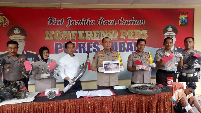 Petugas saat menunjukkan barang bukti. Inset: Pelaku Ahwan Harisman.