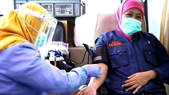 Tingkatkan Solidaritas Kemanusiaan, Gubernur Khofifah Ajak Masyarakat Ikuti Donor Darah