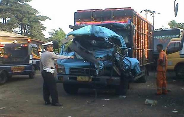 Kecelakaan truk. foto: ilustrasi