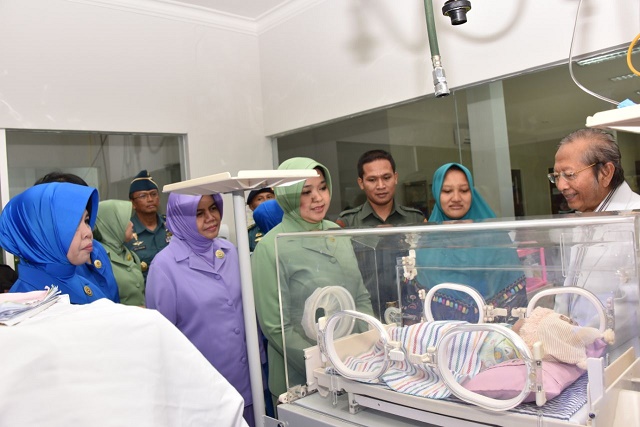 Peringati HUT Dharma Pertiwi, KDJAT Kunjungi RS Ramelan