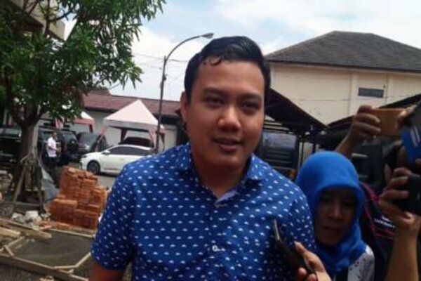 Putra Bu Risma Siap Maju Pilwali, Ketua DPC PDIP Tanggapi Datar