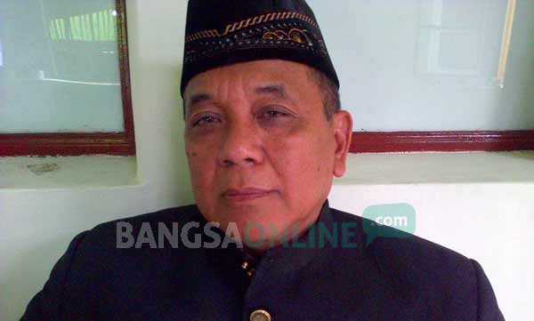 Drs. Indri Ardoyo, M.Si Kepala BP2T Kota Malang. foto: iwan irawan/ BANGSAONLINE