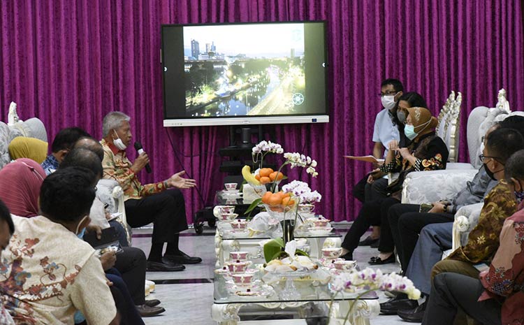 Kunjungi Surabaya, Pemkot Ternate Belajar Penerapan Retribusi Pemakaian Kekayaan Daerah