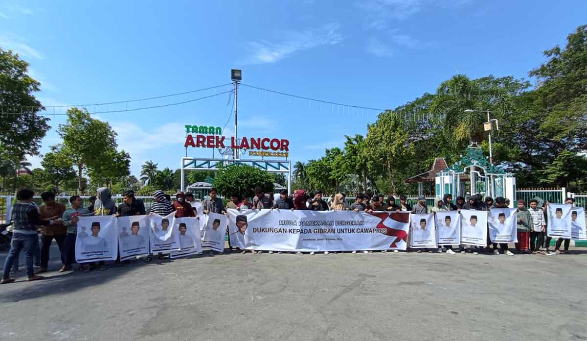Ratusan Pemuda di Pamekasan Deklarasi Dukung Gibran Jadi Cawapres 2024