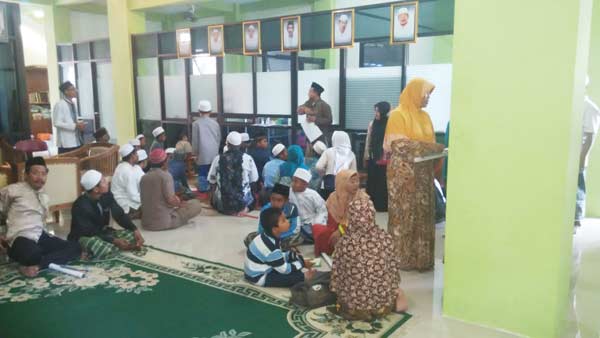 Menjadi Santri Kilatan di Ponpes Langitan Tuban saat Ramadhan