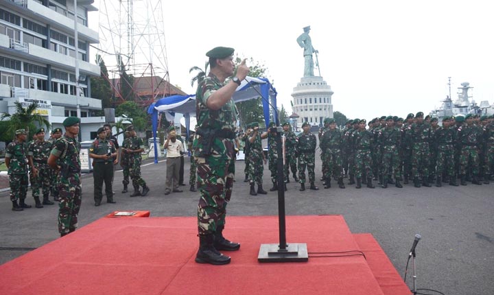 Pangarmada II Sambut Kedatangan Satgas Kostrad dari Papua
