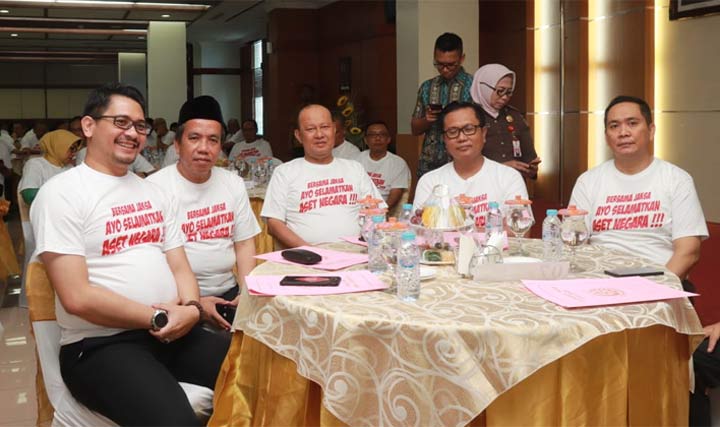 Wakil Wali Kota Pasuruan Raharto Teno Prasetyo, S.T. turut hadiri beserta seluruh para Bupati/Wali Kota seluruh Jawa Timur.