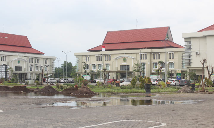 Kompleks gedung perkantoran Raci di Kecamatan Bangil.