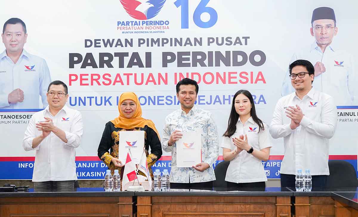 Khofifah-Emil Resmi Terima Surat Dukungan dari Perindo untuk Pilgub Jatim 2024