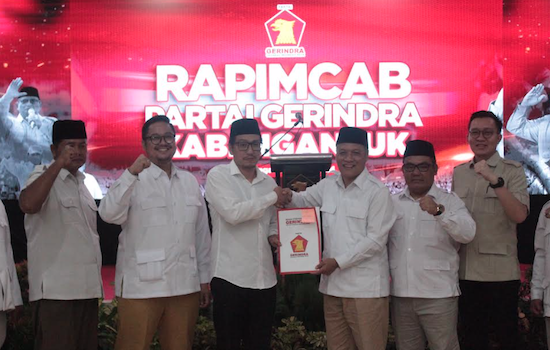 Gus Muhibbin dan Aushaf Fajr Resmi Diusung Jadi Bacabup-Bacawabup Nganjuk 2024