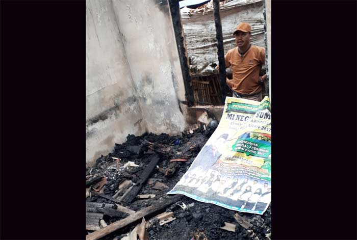 Kondisi rumah korban usai dilalap api.