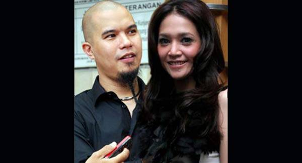 Maia Cowok Banget, Kayak Nikahi Laki-Laki, Inilah Alasan Dhani Cinta Mulan