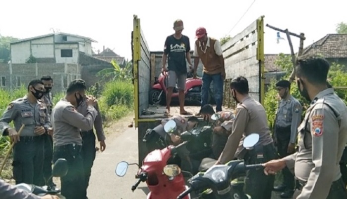 Resahkan Warga, Polres Jombang Bubarkan Balap Liar, Puluhan Motor Diangkut