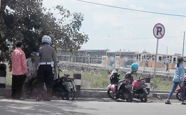 Parkir Liar di Sekitaran Sunrise Mall Mojokerto Ditertibkan, Jukir 'Melawan'