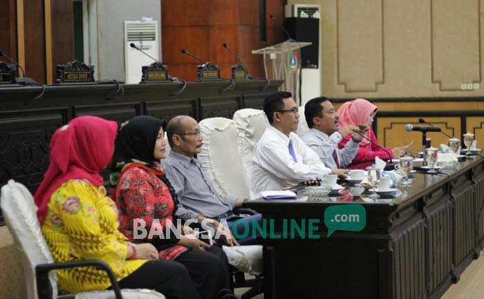 DPRD Jombang Beri Bimbingan Mahasiswa Unair