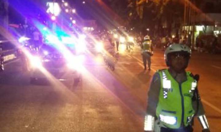 Melanggar Hukum, Konvoi Pajero Dicegat Polisi di Tuban