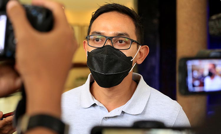 Kepala Bagian Hubungan Masyarakat Pemkot Surabaya, Febriadhitya Prajatara.