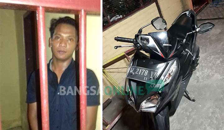Pelaku diamankan di Mapolresta Sidoarjo dan motornya yang sempat dirusak oleh warga yang emosi.