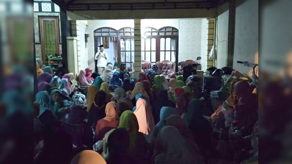 Diundang ke Kediaman Ketua Muslimat NU Wonocolo, EM Mas’ud Adnan: Demi Allah Gak Bakal Ngentit
