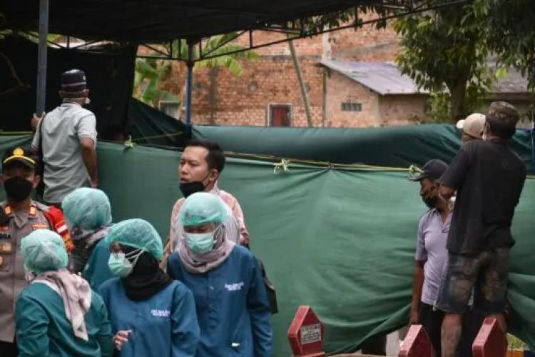 Polres Ponorogo Gelar Proses Autopsi Jenazah Santri Pondok Gontor