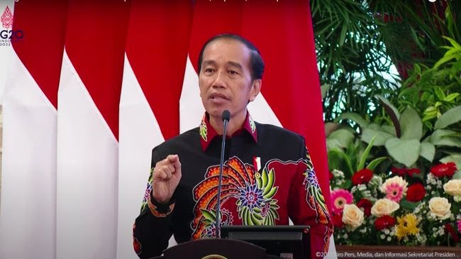 Panggil Ratusan Pejabat Polri di Istana Negara, Jokowi: Rem Gaya Hidup!