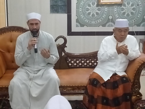 Lama Ditutup, Kiai Asep Minta Risma Buka Masjid Pemkot Al-Muhajirin Surabaya