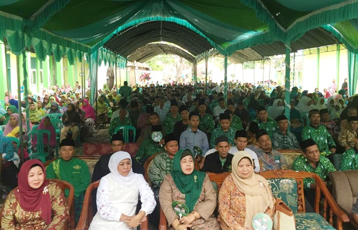 Perkuat Jawa Barat, Khofifah dan Kiai Asep Kampanye Jokowi di Indramayu