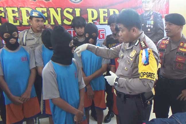 Gadis 14 Tahun di Jombang Digilir 8 Remaja Bergantian saat Pesta Miras