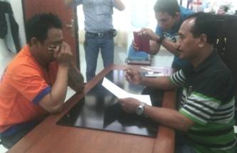 Pria di Sidoarjo Nyabu untuk Usir Stres saat Nyervis HP