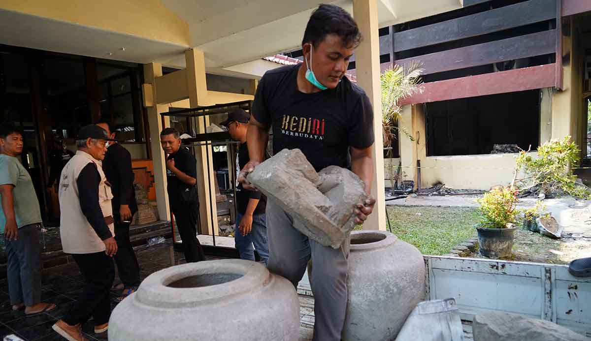 Museum Dijarah saat Aksi Anarkis, Bupati Kediri Minta Peninggalan Budaya Dikembalikan
