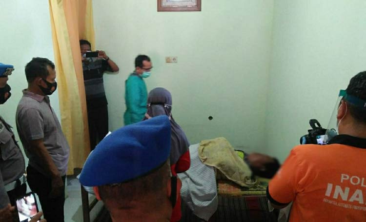 Jenazah korban saat dilakukan pemeriksaan luar.