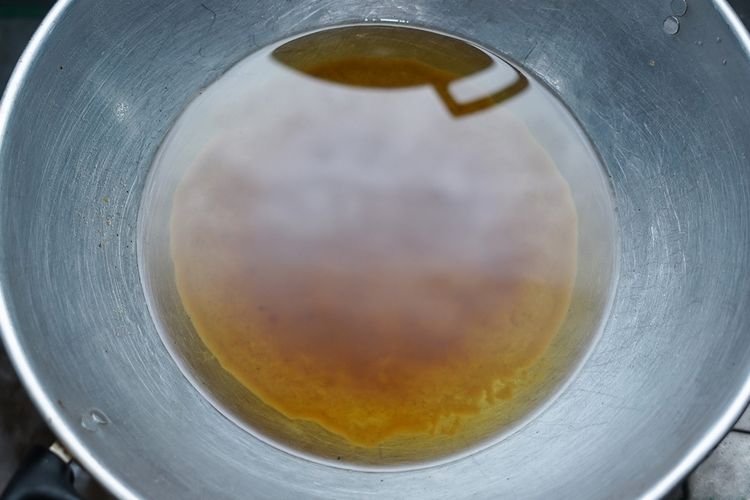 Cara Bersihkan Minyak Goreng Kotor, Pakai Maizena hingga Lemon. Foto: Ist