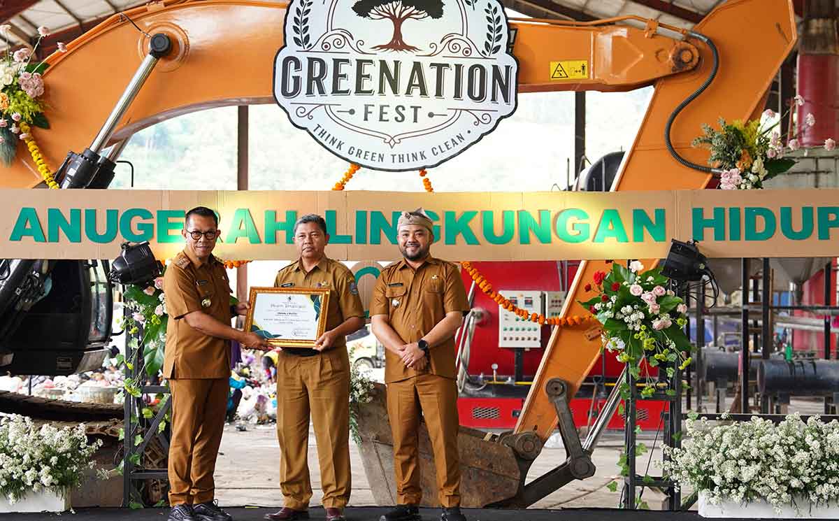 SMAN 2 Batu Raih Anugerah Lingkungan Hidup 2025 Kategori Sekolah Adiwiyata