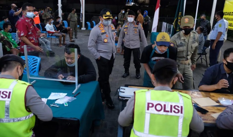 Kapolresta Sidoarjo Pimpin Operasi Yustisi Malam Hari