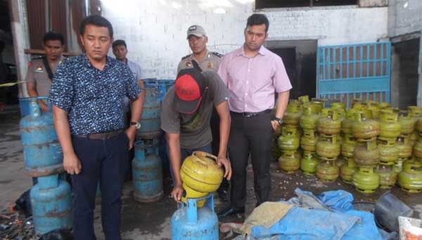 Lagi, Polisi Gerebek Oplosan Elpiji di Sidoarjo, Pemilik Lagi-lagi Berhasil Kabur