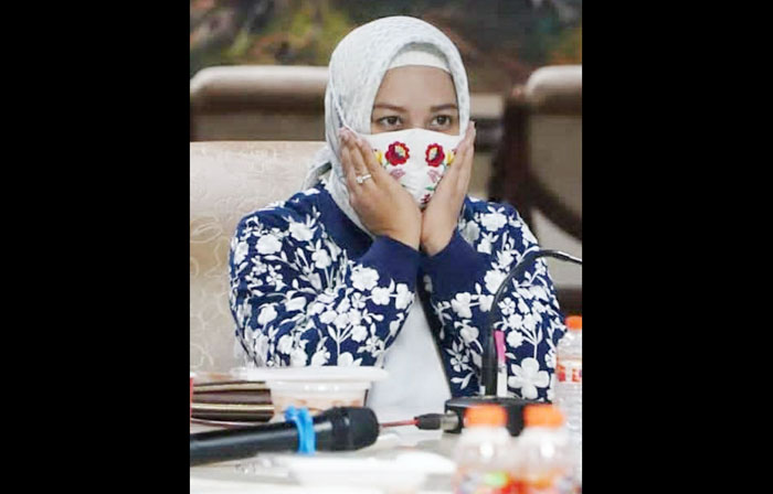 Tagar Kulo Mboten Tego Jadi Kaos Penggalangan Dana, Ning Ita Beri Apresiasi Sekaligus Donasi