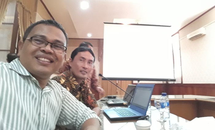 Elektabilitas Khofifah Ungguli Gus Ipul 1,1%