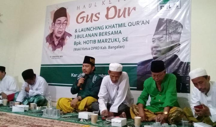 Wakil Ketua DPRD Bangkalan Hotib Marzuki Launching Hotmil Qur'an di Haul Gus Dur ke-10