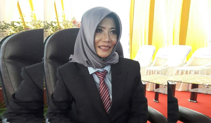 Siti Aminatus Zariyah, Dirut PDAM Gresik.