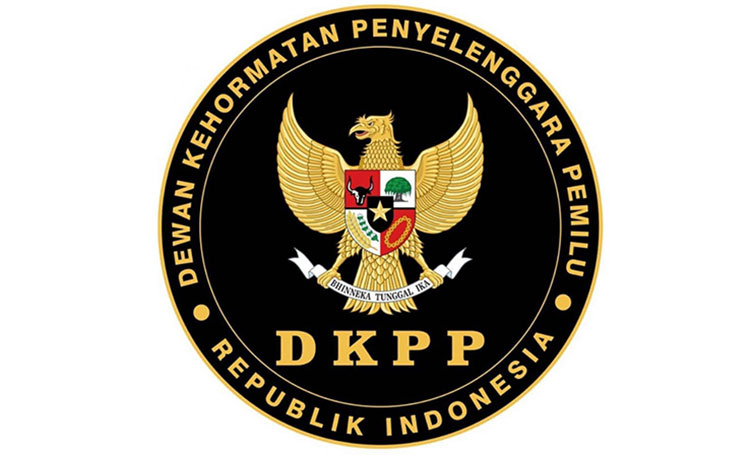 Putusan Sidang Dugaan Pelanggaran Kode Etik KPU dan Bawaslu Surabaya Tunggu Pleno